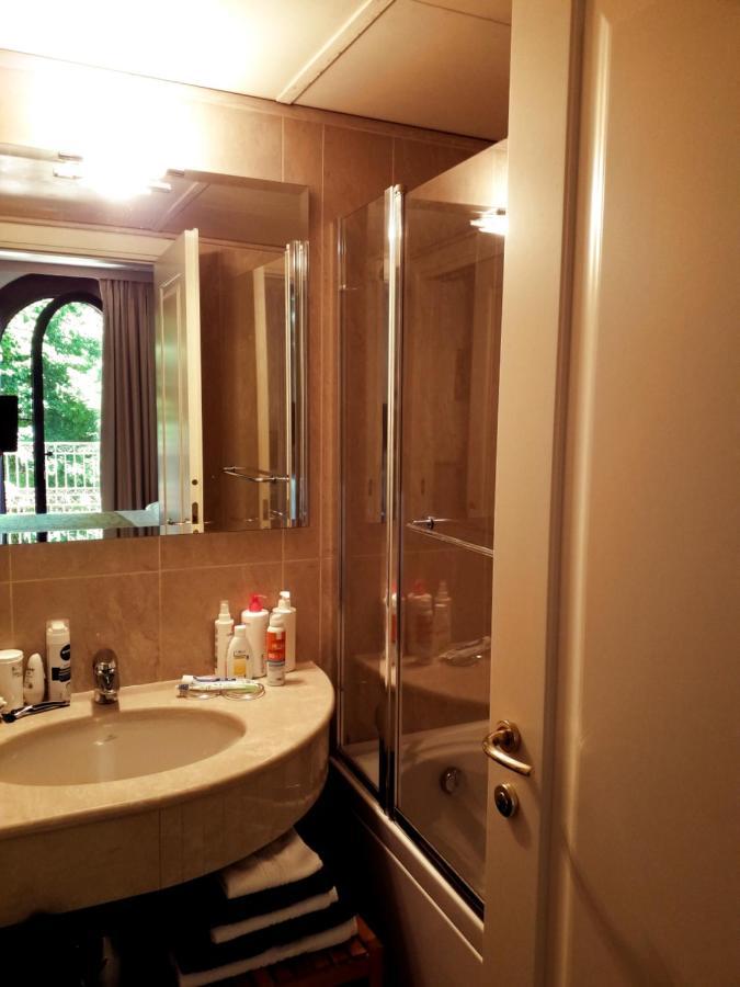 Al Melograno - Room & Breakfast Bologna Luaran gambar